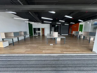 BLAAUWBERG ROAD | OFFICE SPACE TO RENT | HORIZON BAY , TABLE VIEW | 186m²