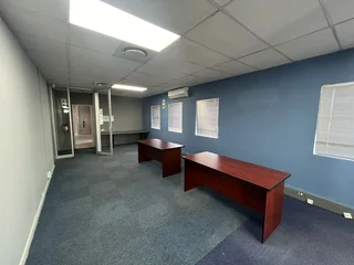 141 Ontdekkers Road | Prime Office Space to Let in Roodepoort