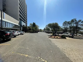 318 Oak Avenue | Prime Retail Space to Let in Randburg