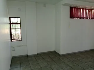 SELBORNE SHOPPING CENTRE | CANTONMENT ROAD | LYTTELTON MANOR | CENTURION