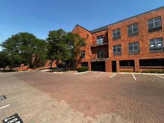 Stunning 1st Floor Office Space to Let at Stonemill Office Park in Cresta, Randburg