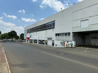 Prime Motor Showroom for Sale at 1 Clinton Road, New Redruth, Alberton