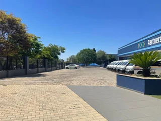 Prime Logistics Office Space with Expansive Yard in Randjespark, Midrand