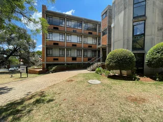 Prime Office Space to Let at Blue Wizard Park in Robindale, Randburg