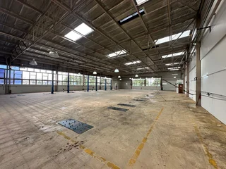 Prime Motor Showroom for Sale at 1 Clinton Road, New Redruth, Alberton