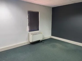 LORDS OFFICE ESTATES | WEST AVENUE | DIE HOEWES | CENTURION