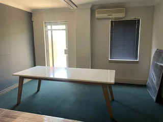 LORDS OFFICE ESTATES | WEST AVENUE | DIE HOEWES | CENTURION