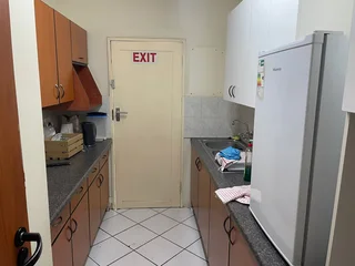 LORDS OFFICE ESTATES | WEST AVENUE | DIE HOEWES | CENTURION