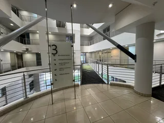 Prime Office Space to Let at Fredman Towers in Sandton