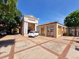 Hillcrest Forum | Jan Shoba Street | Hillcrest | Pretoria