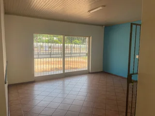 RIVER ROAD | LYTTELTON MANOR | CENTURION