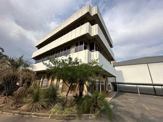 Premium Third-Floor Office Space To Let in Germiston