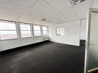 Modern Office Space To Let in the Iconic Samro Building