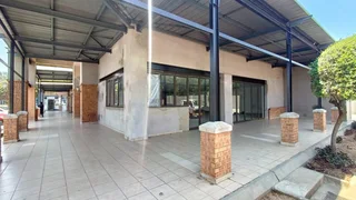 RETAIL SPACE TO LET IN MOOIKLOOF - PRETORIA