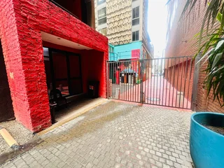 Prime Space To Let in South Point Building