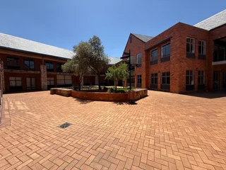 Exceptional Ground-Floor Office To Let in Stonemill Office Park