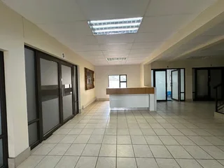 Modern Ground-Floor Office Space in Gemstone Office Park, Brackenhurst