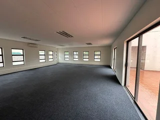 Modern Ground-Floor Office Space in Gemstone Office Park, Brackenhurst