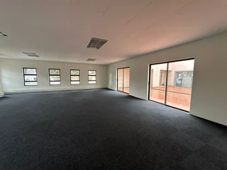 Modern Ground-Floor Office Space in Gemstone Office Park, Brackenhurst