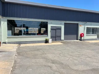 Versatile Workshop To Let Available on Bram Fischer Drive