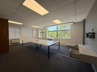 Exceptional Ground-Floor Office To Let in Stonemill Office Park