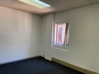 Freestanding Office Building for Sale in Randjespark, Midrand.