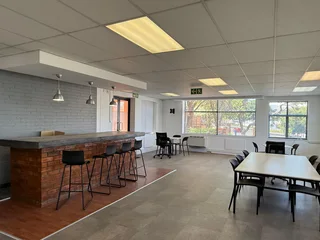 Exceptional Ground-Floor Office To Let in Stonemill Office Park