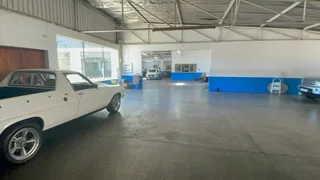 Versatile Workshop To Let Available on Bram Fischer Drive