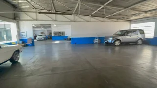 Versatile Workshop To Let Available on Bram Fischer Drive