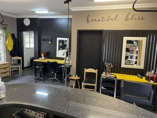 CENTURION | GLOVER AVENUE | DIE HOEWES