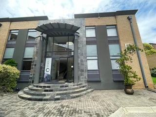 Premium Ground-Floor Office Space with Patio in Ferndale To Let