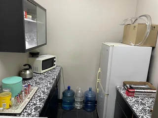 CENTURION | GLOVER AVENUE | DIE HOEWES