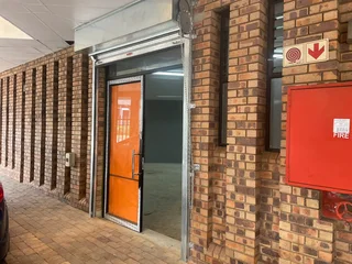 PREKOR SENTRUM | LENCHEN AVENUE | DIE HOEWES | CENTURION