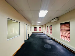 Modern First-Floor Office Space to Let in Gemstone Office Park, Brackenhurst