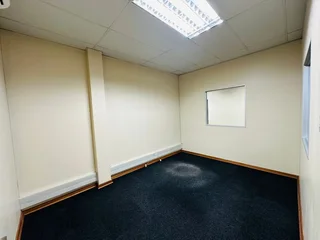 Modern First-Floor Office Space to Let in Gemstone Office Park, Brackenhurst