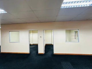 Modern First-Floor Office Space to Let in Gemstone Office Park, Brackenhurst