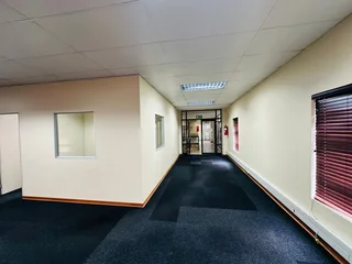 Modern First-Floor Office Space to Let in Gemstone Office Park, Brackenhurst