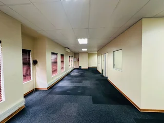 Modern First-Floor Office Space to Let in Gemstone Office Park, Brackenhurst