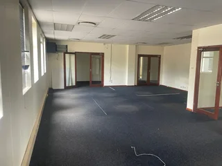 CROSSWAY OFFICE PARK | LENCHEN AVENUE | DIE HOEWES | CENTURION