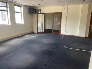 CROSSWAY OFFICE PARK | LENCHEN AVENUE | DIE HOEWES | CENTURION