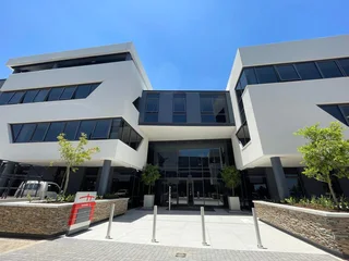 Ground Floor Office Space to Let at Hertford Office Park in Midrand
