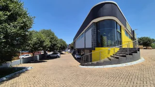 Zwartkop | Larch Nook | Centurion