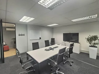 DE TIJGER BUSINESS PARK | OFFICE SPACE TO RENT | PAROW NORTH | 291m²