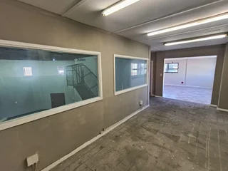 FREE STANDING BUILDING TO LET IN PAROW | 595m²