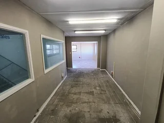 FREE STANDING BUILDING TO LET IN PAROW | 595m²