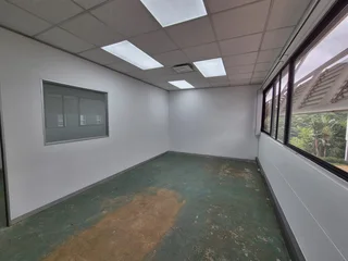134.10m² Office Space to Let in Westville – Secure &amp; Well-Equipped Business Space