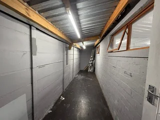 OFFICE/RETAIL SPACE TO LET IN TABLE VIEW | 125m²