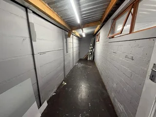 OFFICE/RETAIL SPACE TO LET IN TABLE VIEW | 125m²