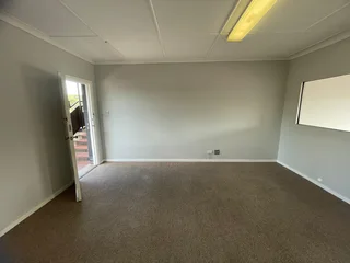 Tranquil Office Space For Sale with Garden Views in a Charming Complex