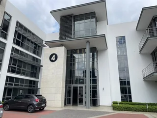 Premium Grade Office Space to Let in Maxwell Office Park, Midrand, Waterfall